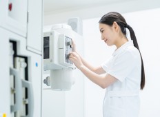 女性の診療放射線技師の平均給料｜働くメリットと特に活躍できる職場
