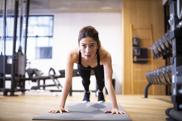 筋トレはどの時間帯がおすすめ？避けるべきタイミングもご紹介